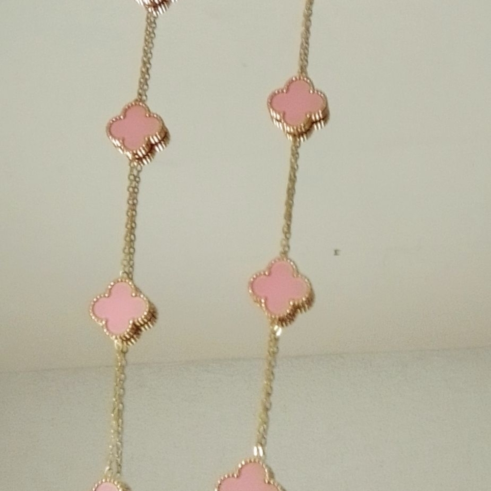 Chic Pink and Gold Floral Necklace - Picture 4 of 4